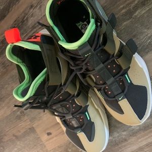 Nike 270 worn once super cool!!!